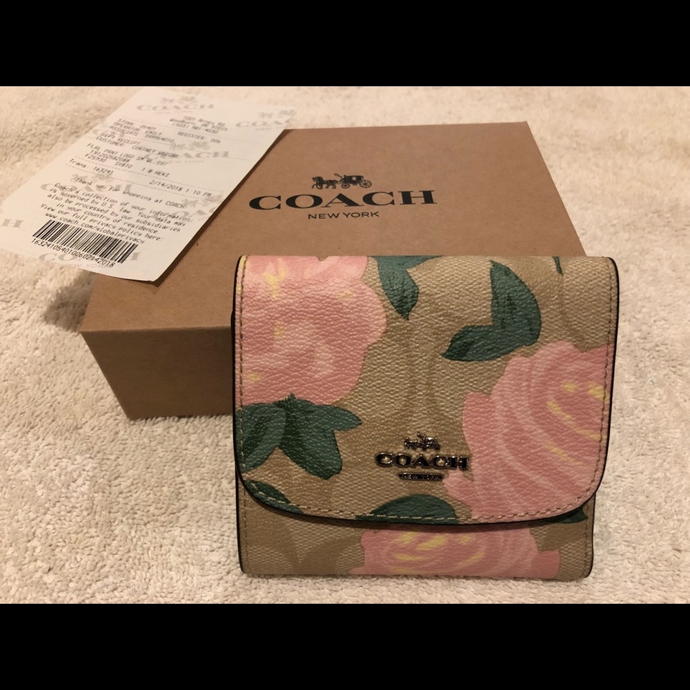 Coach - Wallet - Picture 2 of 6